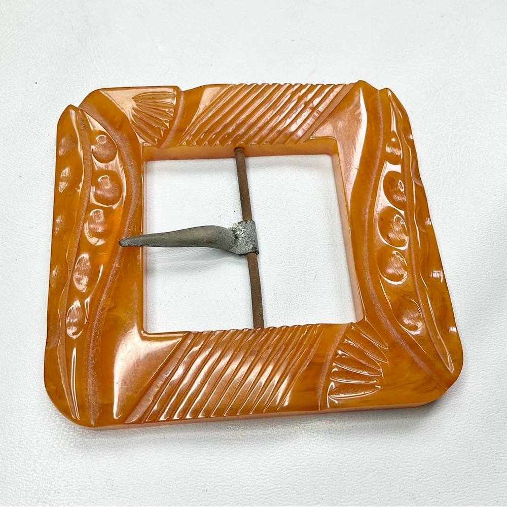 Art Deco Carved Bakelite Buckle 1930’s Beautifully Carved